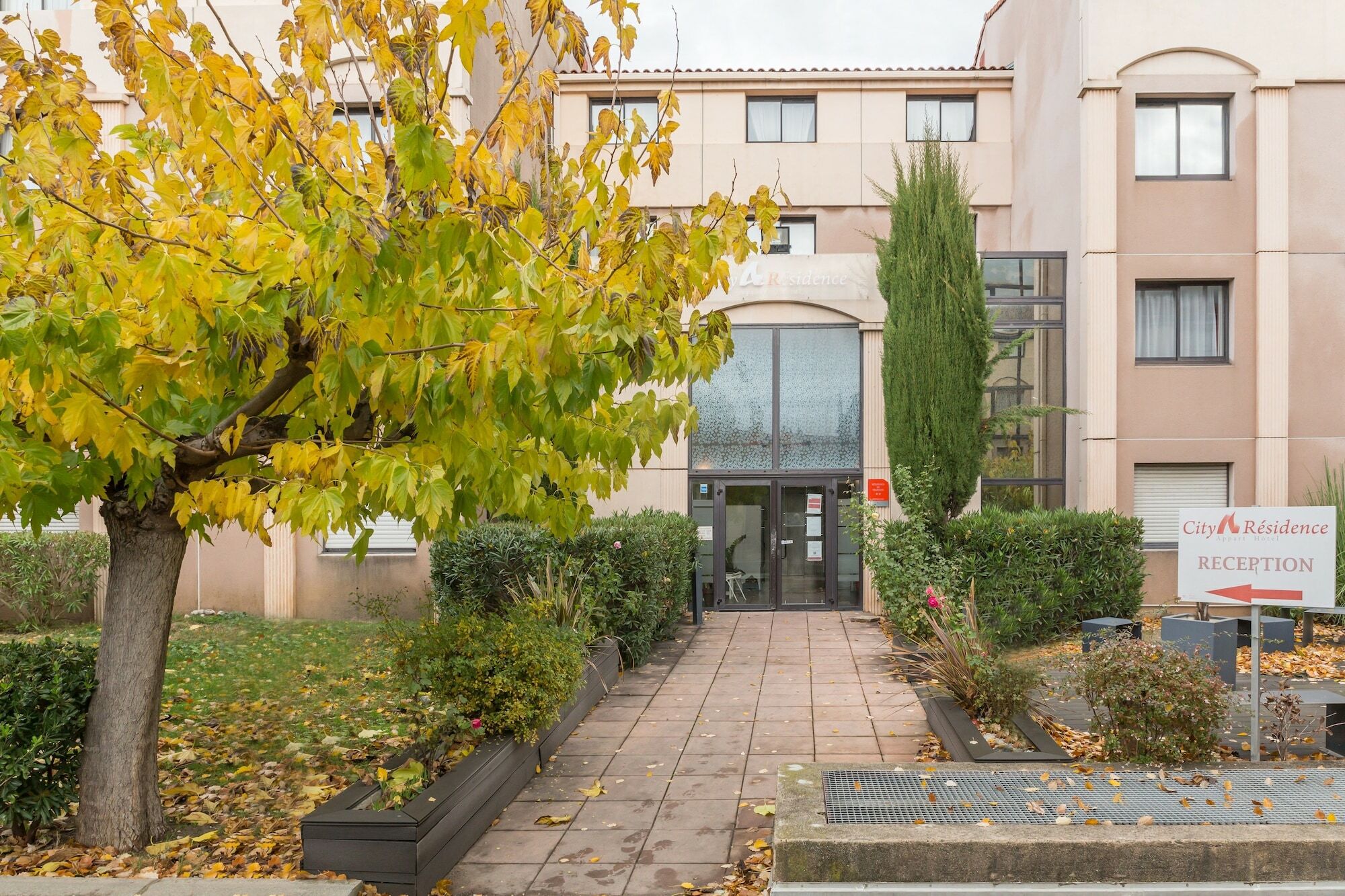 Aparthotel City Residence Aix-En-Provence 2*
